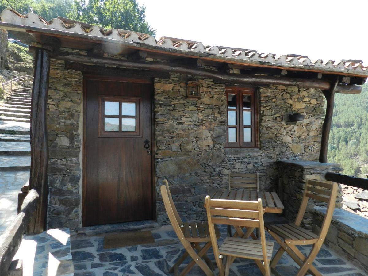 Talasnal Montanhas De Amor Lousã Exterior foto